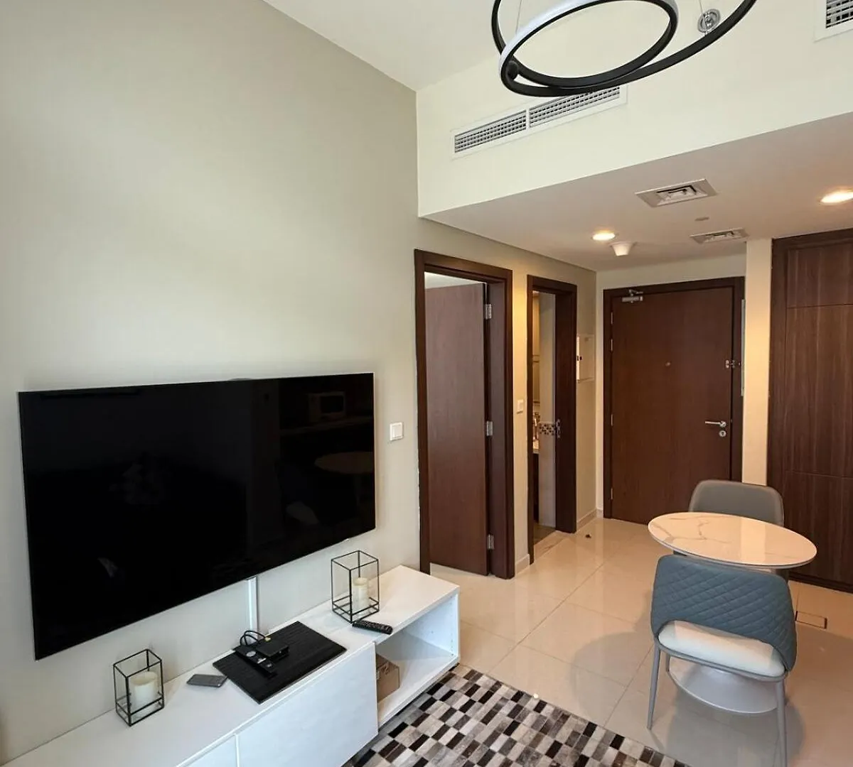 Stylish 1-Bedroom Apartment Near Burj Khalifa Dubái